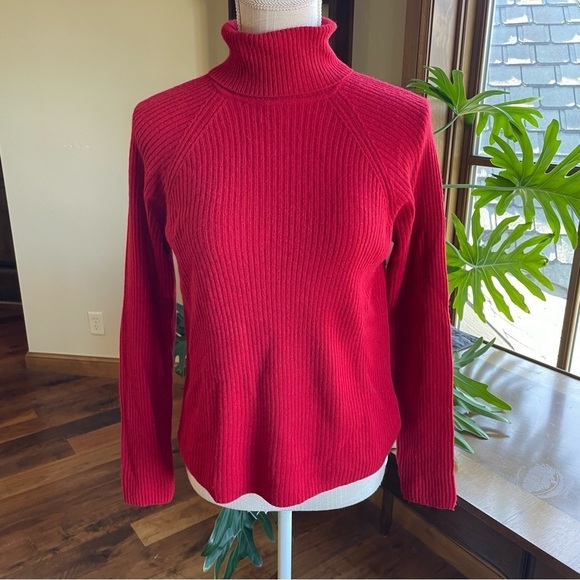 Erdos Red Cashmere Turtleneck Sweater - Picture 1 of 10